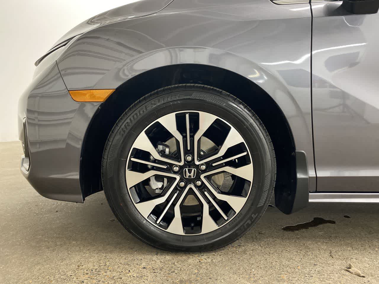 Thumbnail: 2026 Honda Odyssey - 12