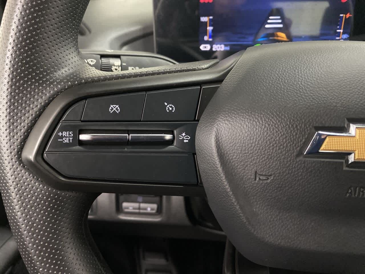 Thumbnail: 2024 Chevrolet Silverado EV - 20