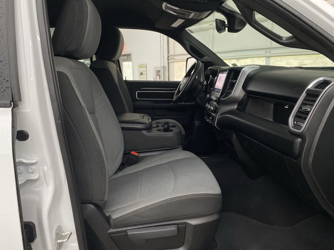 2024 RAM 3500 Big Horn 19