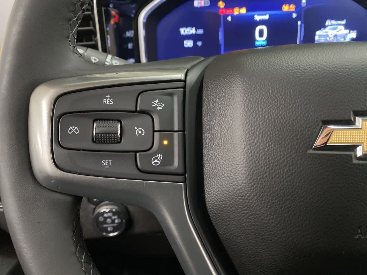 Thumbnail: 2024 Chevrolet Silverado 3500 - 21