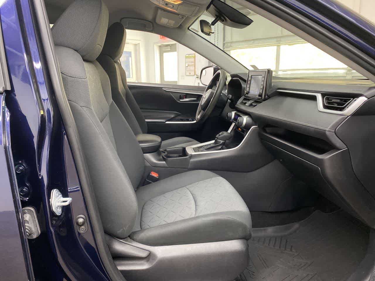 Thumbnail: 2021 Toyota RAV4 - 19