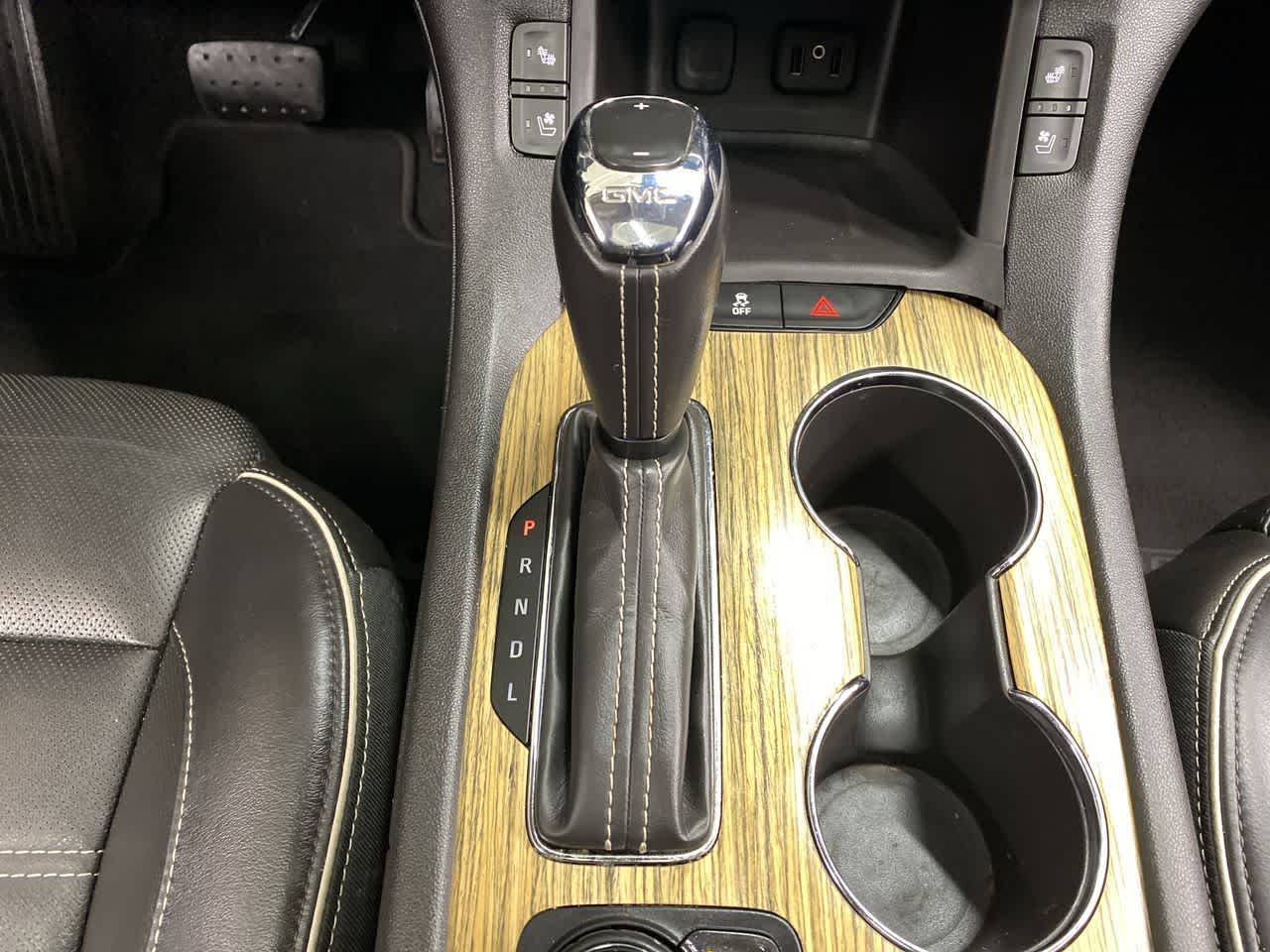 Thumbnail: 2018 GMC Acadia - 26