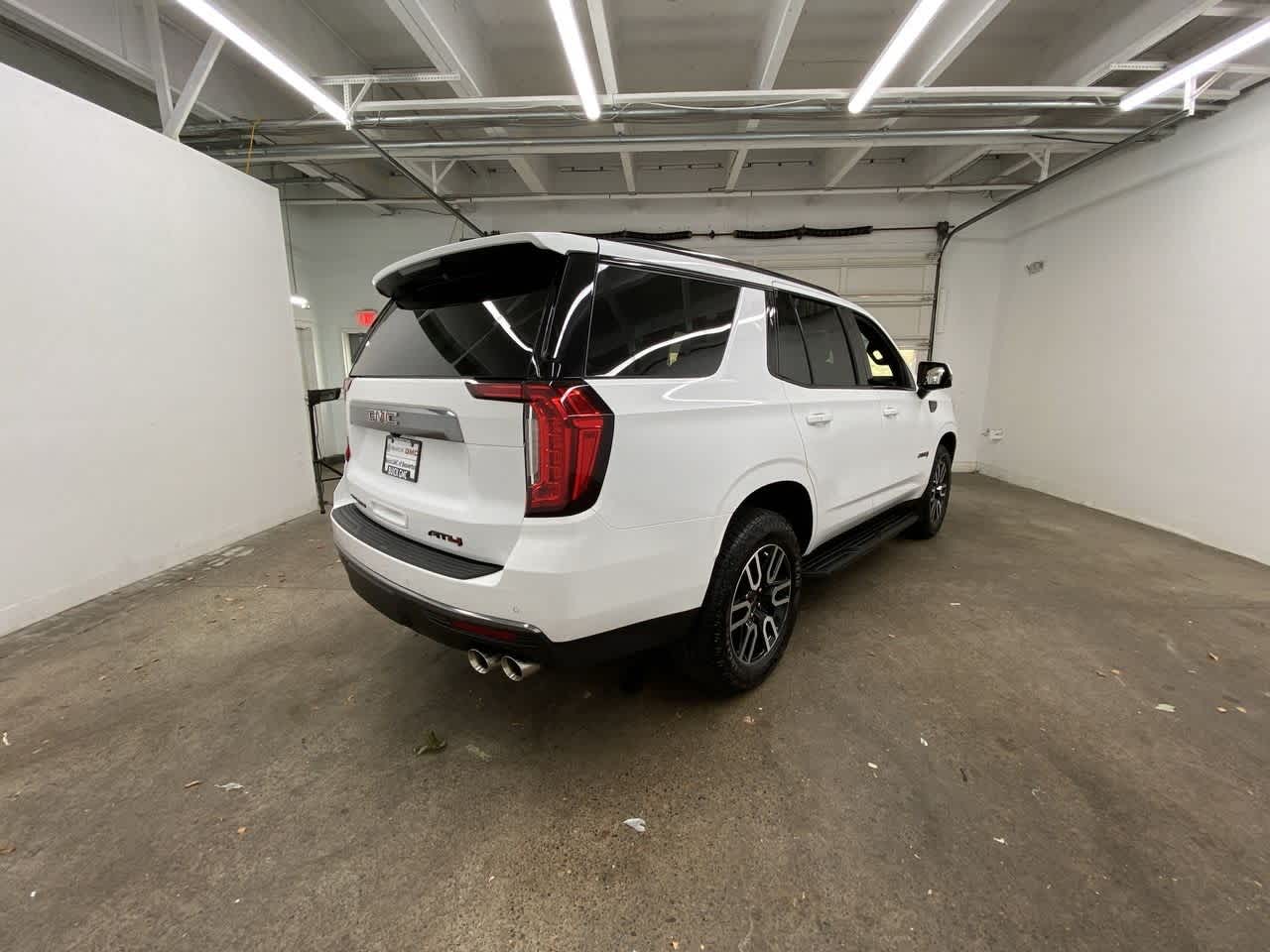 Thumbnail: 2024 GMC Yukon - 6