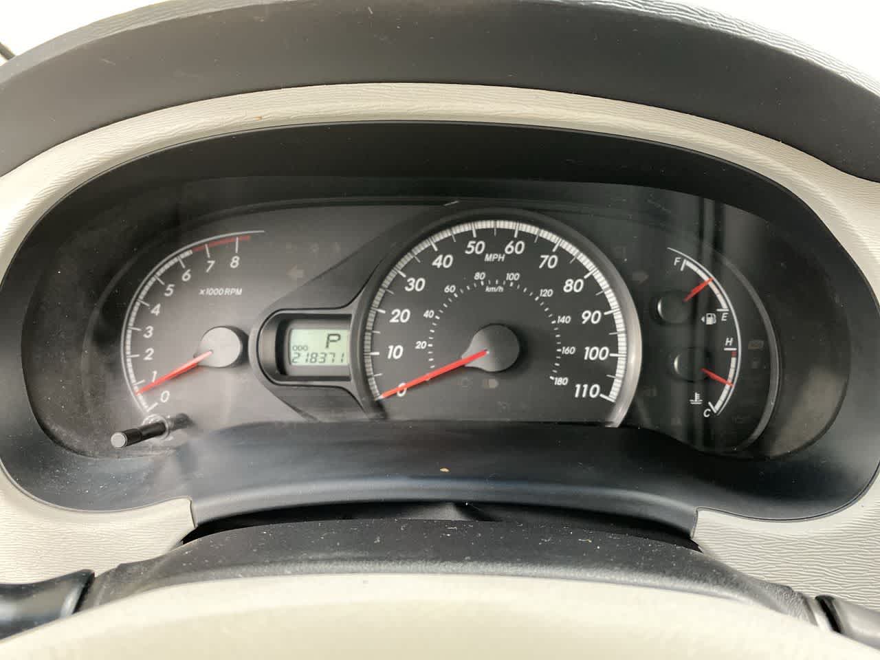 Thumbnail: 2012 Toyota Sienna - 27