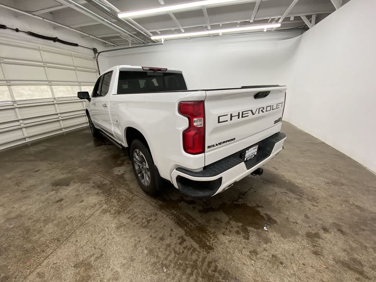 Thumbnail: 2023 Chevrolet Silverado 1500 - 4