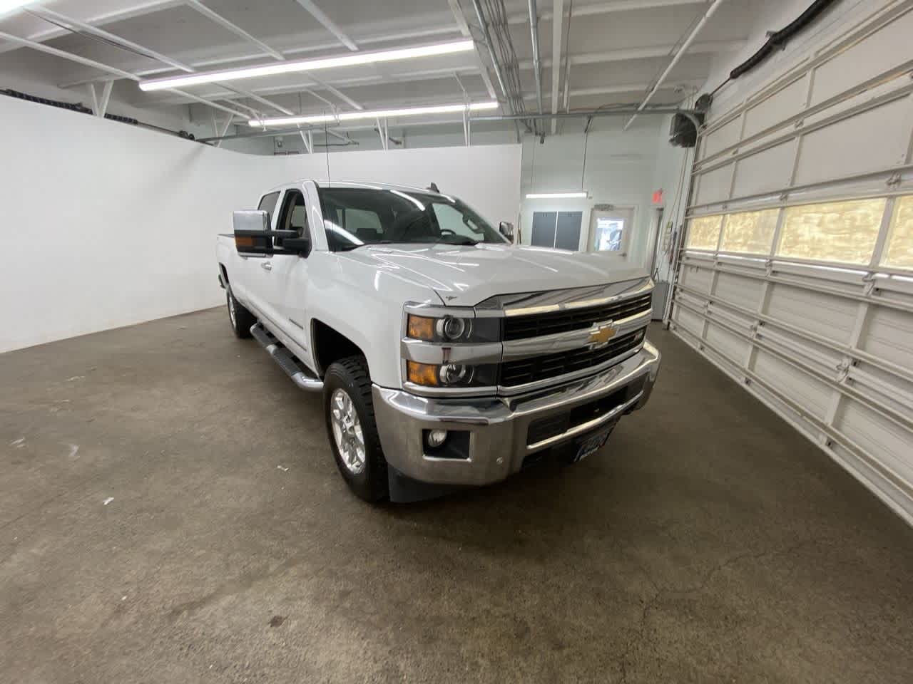 Thumbnail: 2015 Chevrolet Silverado 3500 - 8