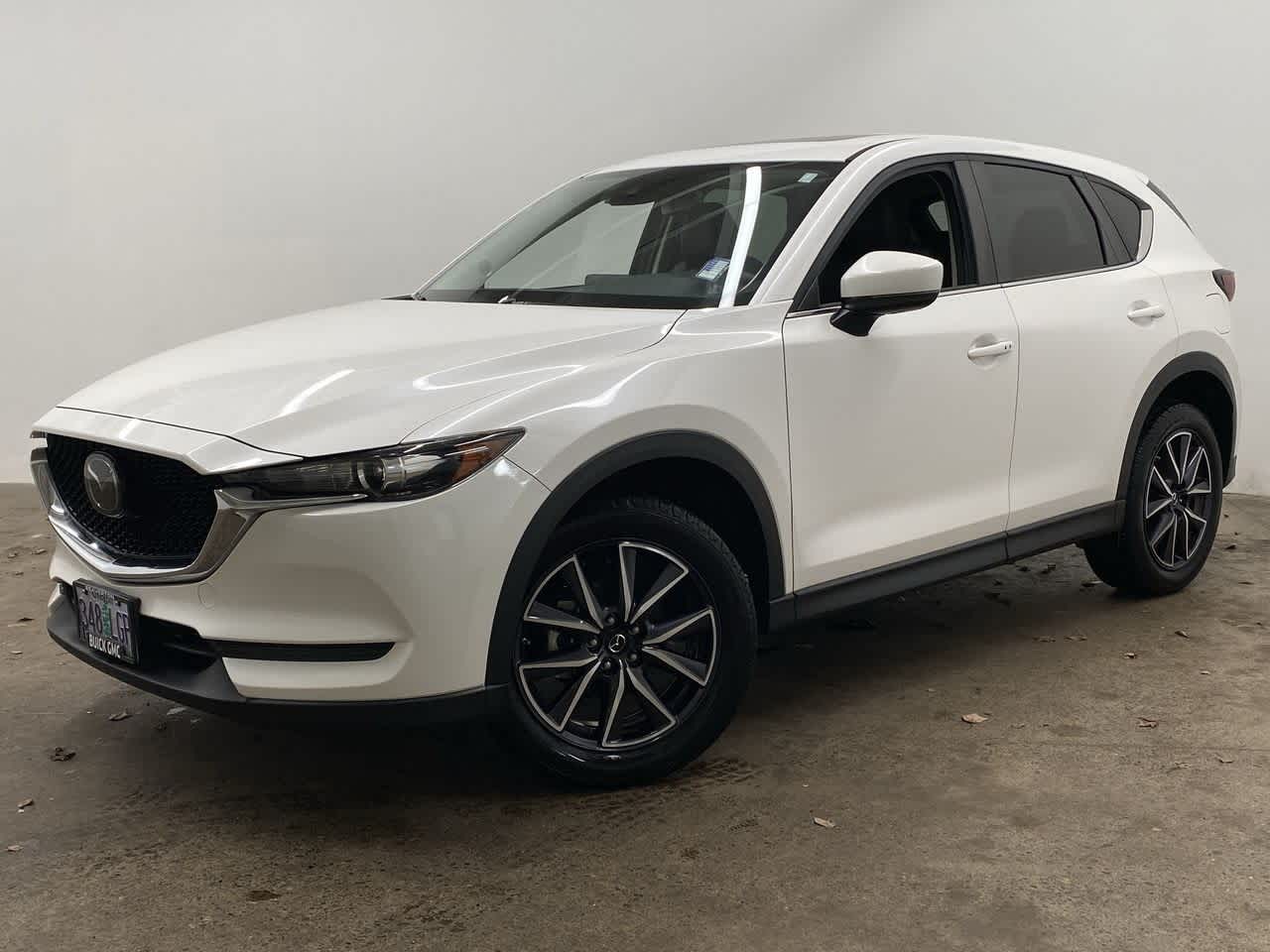 2018 Mazda CX-5 Touring's photo