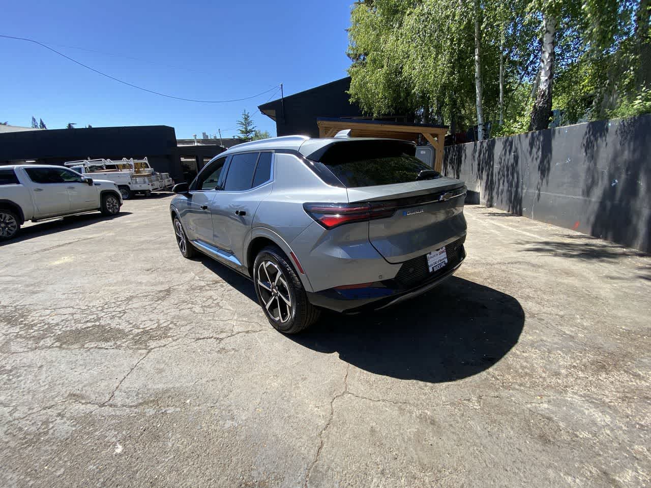 Thumbnail: 2025 Chevrolet Equinox - 4