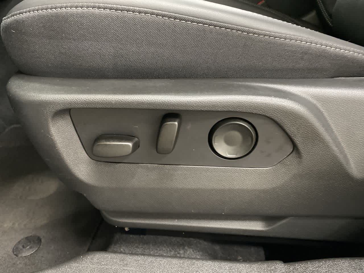 Thumbnail: 2024 Buick Envision - 15