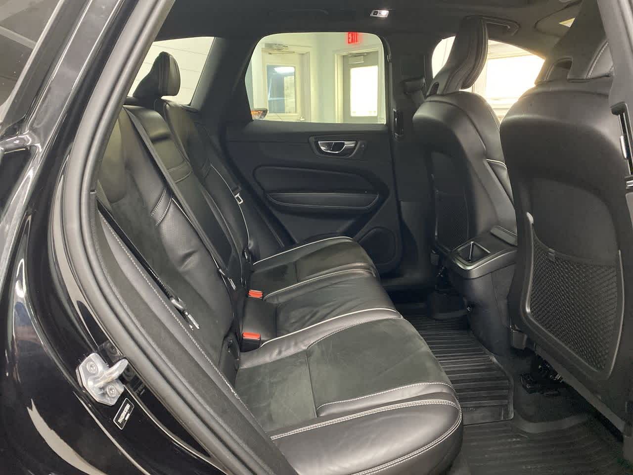 Thumbnail: 2019 Volvo XC60 - 19