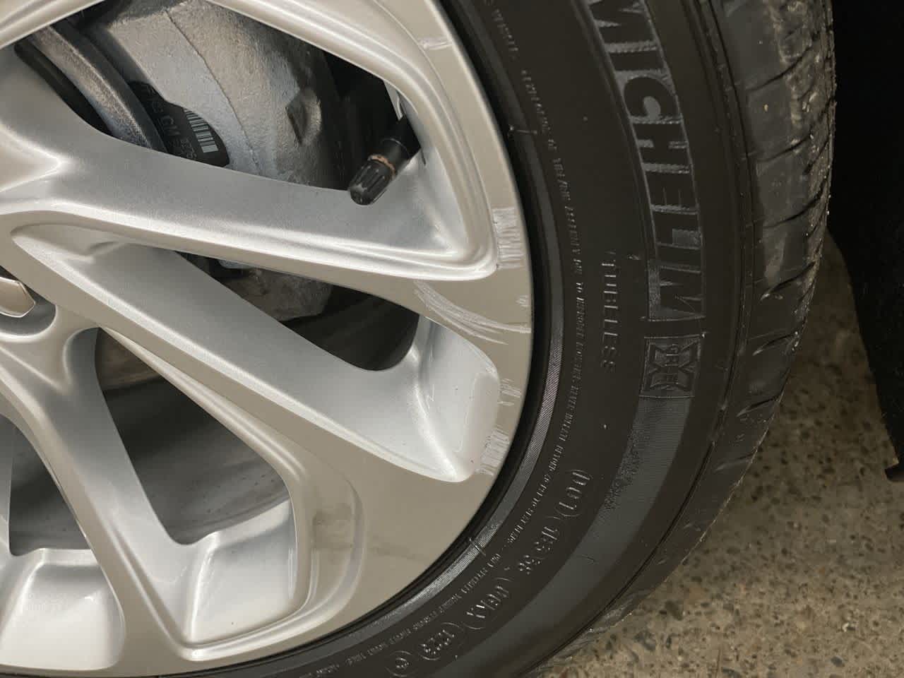 Thumbnail: 2023 Chevrolet Bolt EUV - 34