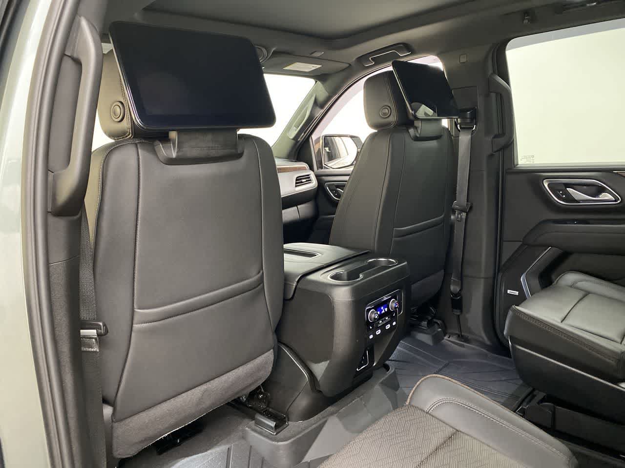 Thumbnail: 2024 Chevrolet Suburban - 16