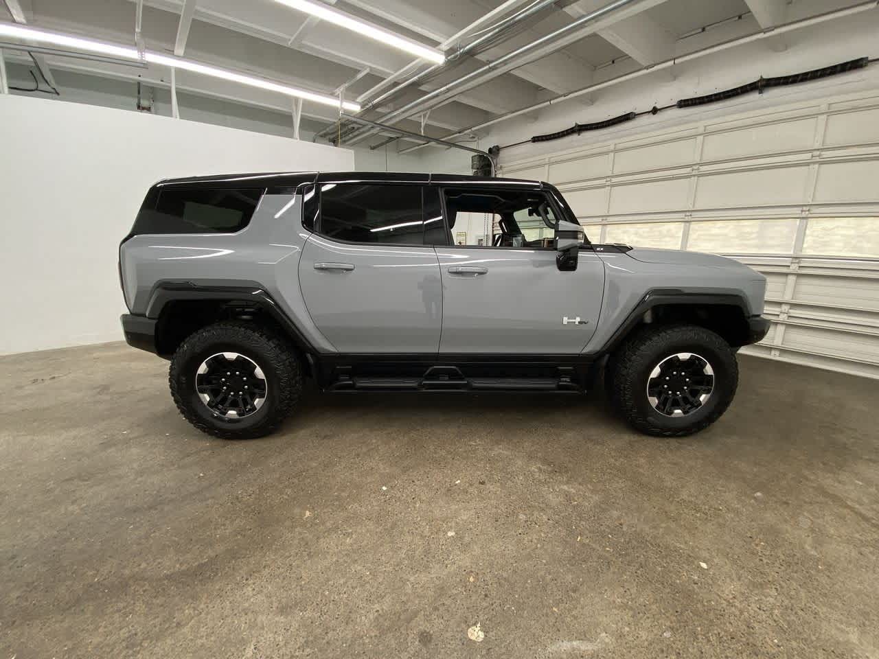 Thumbnail: 2024 GMC Hummer EV - 7