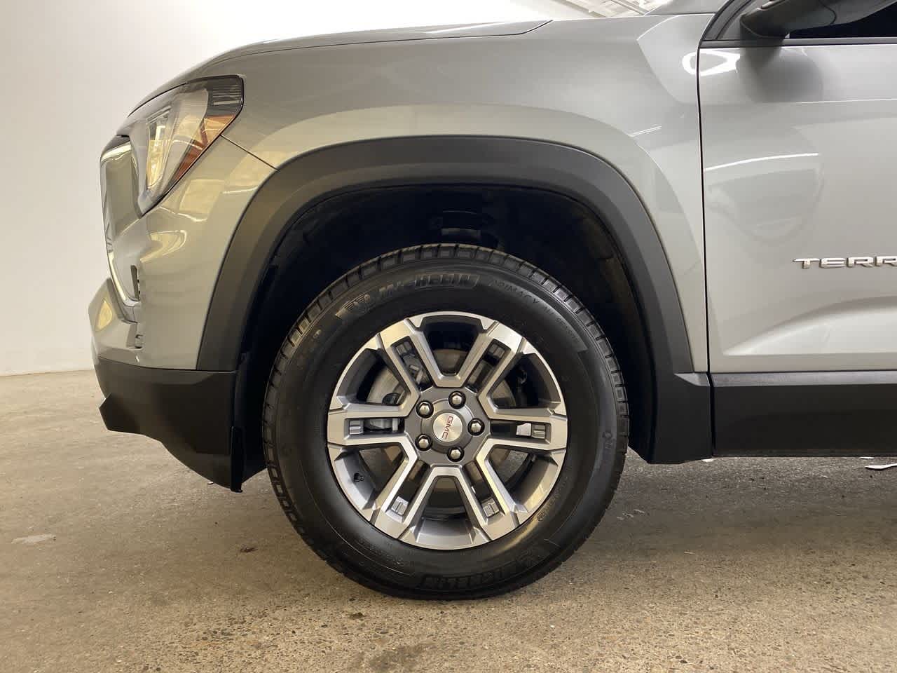 Thumbnail: 2025 GMC Terrain - 12