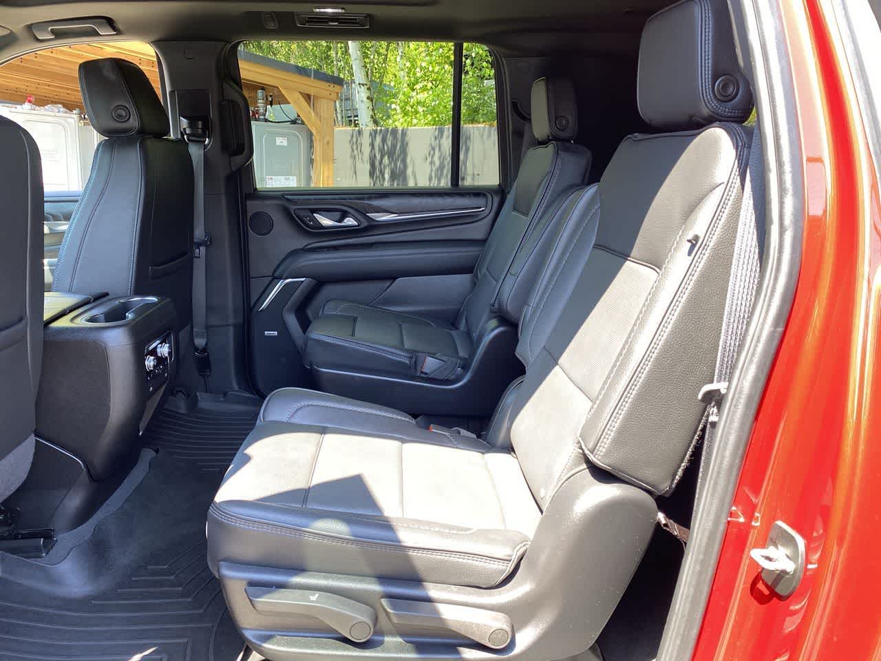 Thumbnail: 2024 GMC Yukon XL - 16