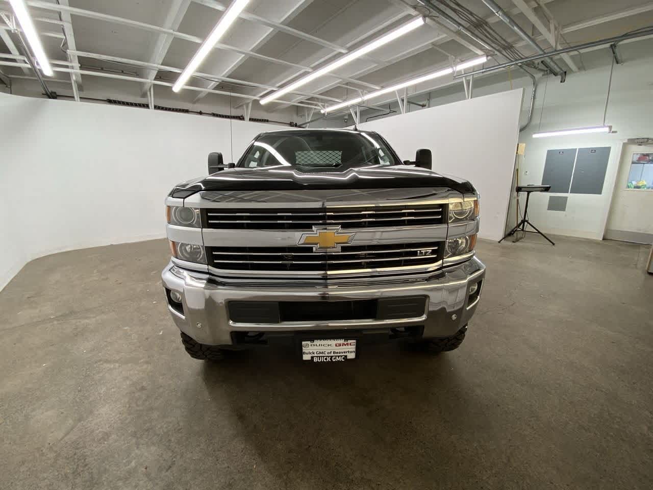 Thumbnail: 2015 Chevrolet Silverado 2500 - 9