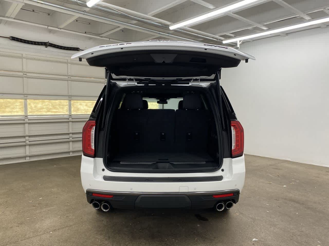 Thumbnail: 2024 GMC Yukon - 27