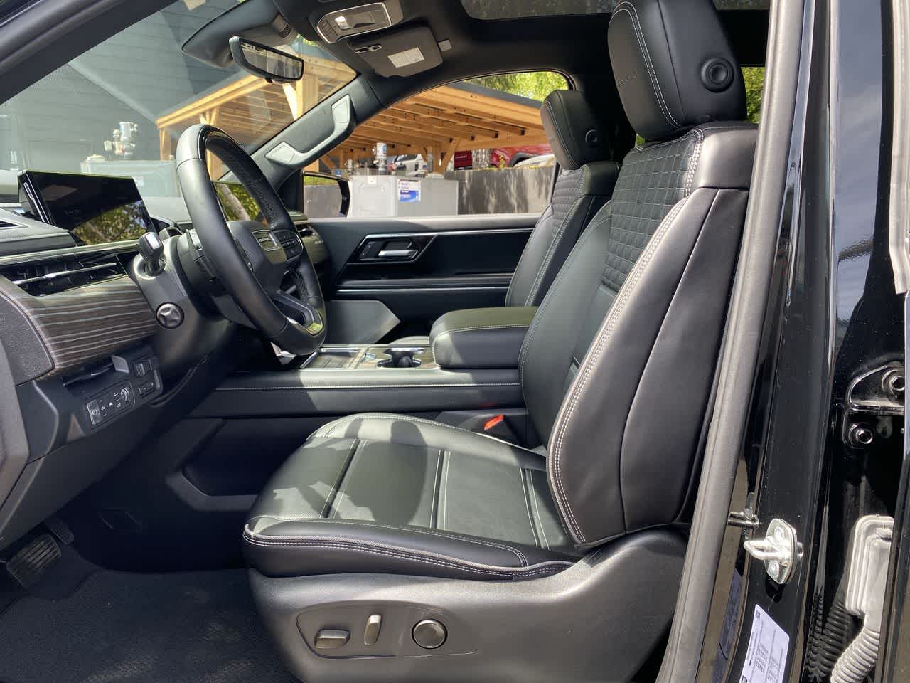 Thumbnail: 2025 GMC Sierra EV - 13