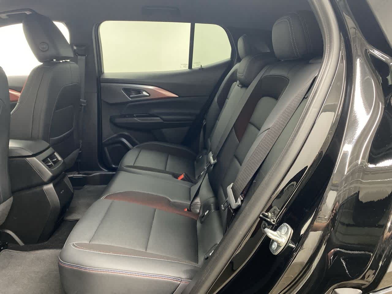 Thumbnail: 2024 Chevrolet Equinox - 18