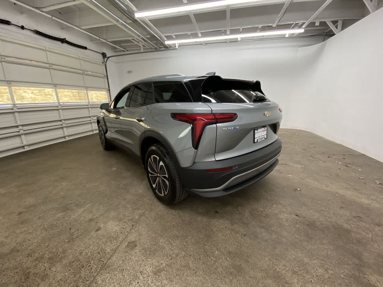 Thumbnail: 2024 Chevrolet Blazer EV - 4