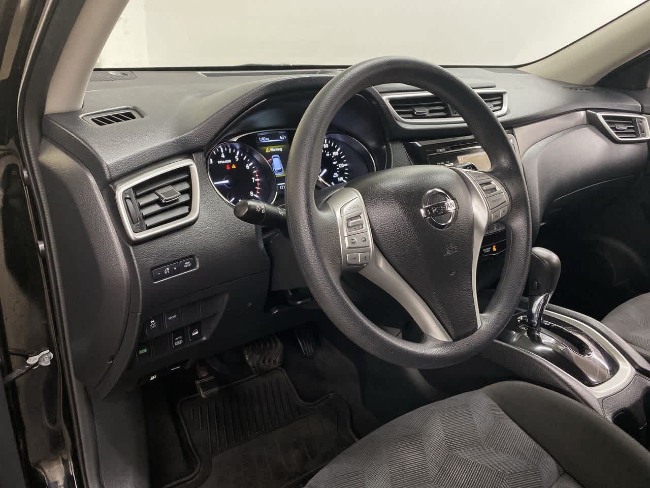 Thumbnail: 2015 Nissan Rogue - 2