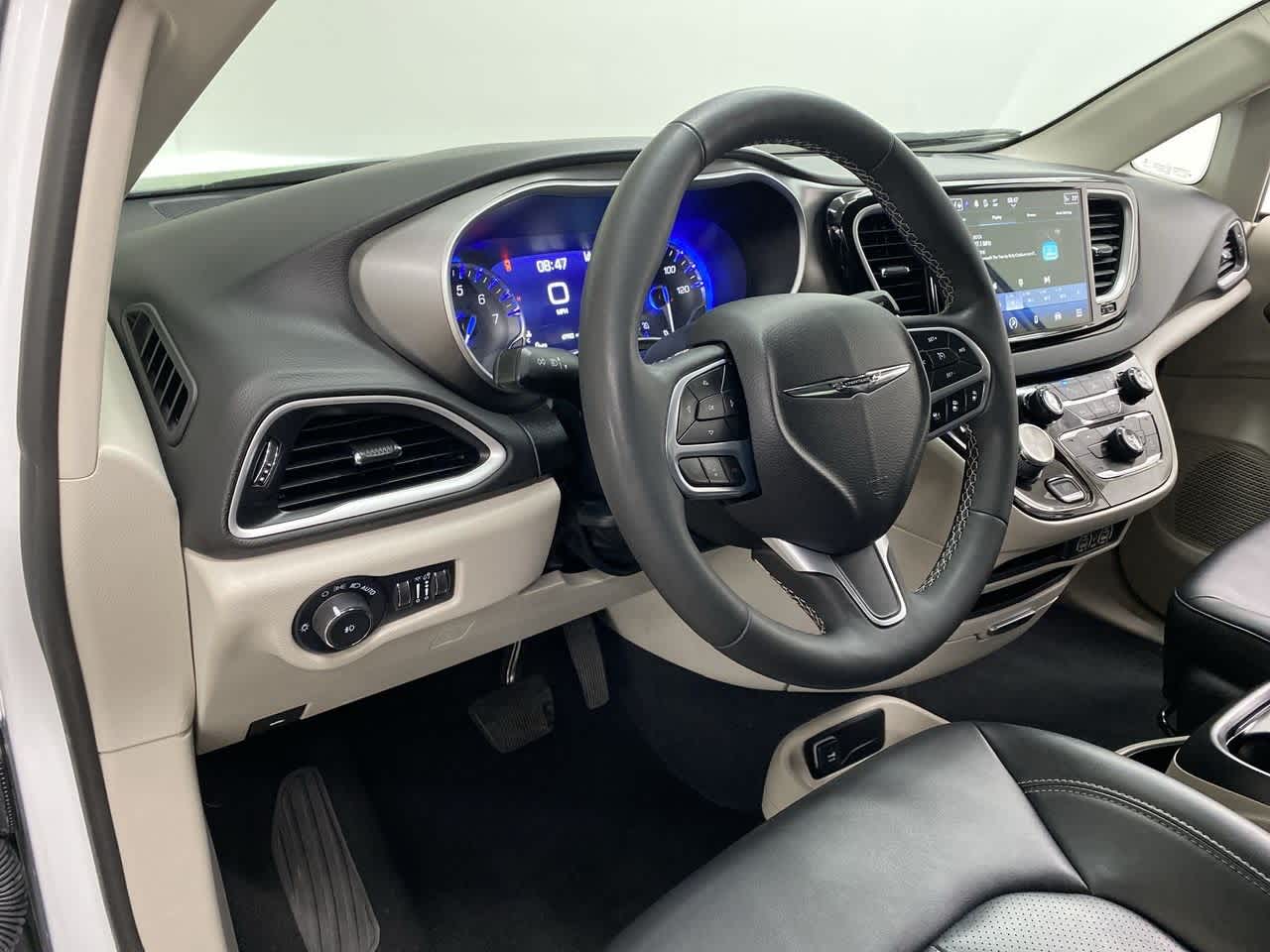 Thumbnail: 2024 Chrysler Pacifica - 2