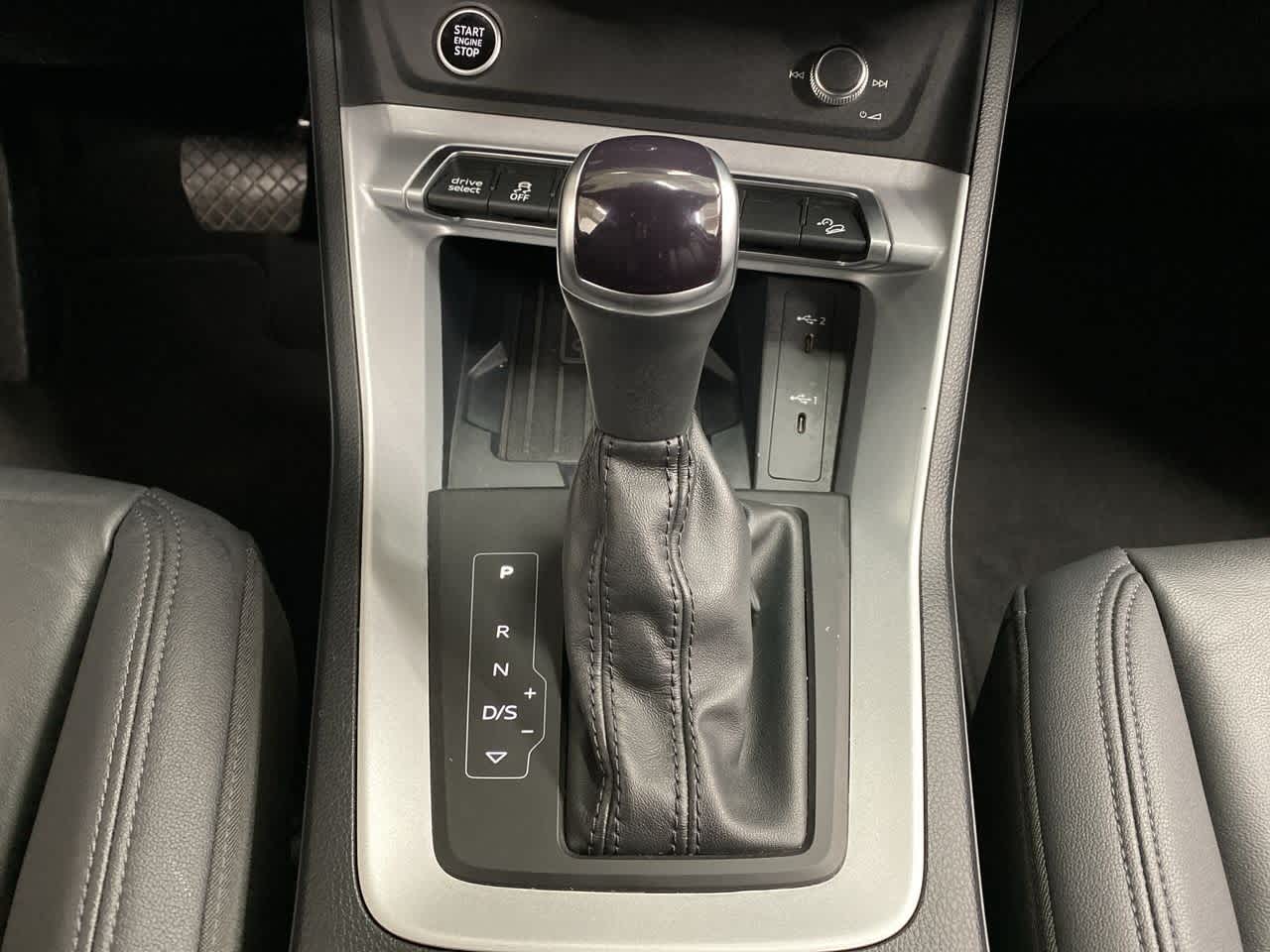 Thumbnail: 2024 Audi Q3 - 27