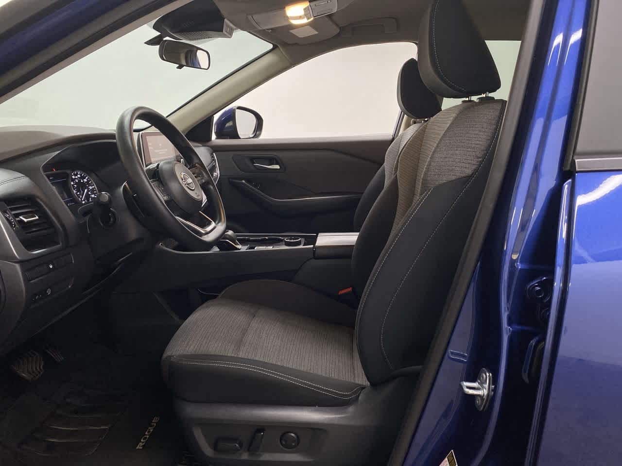 Thumbnail: 2023 Nissan Rogue - 13