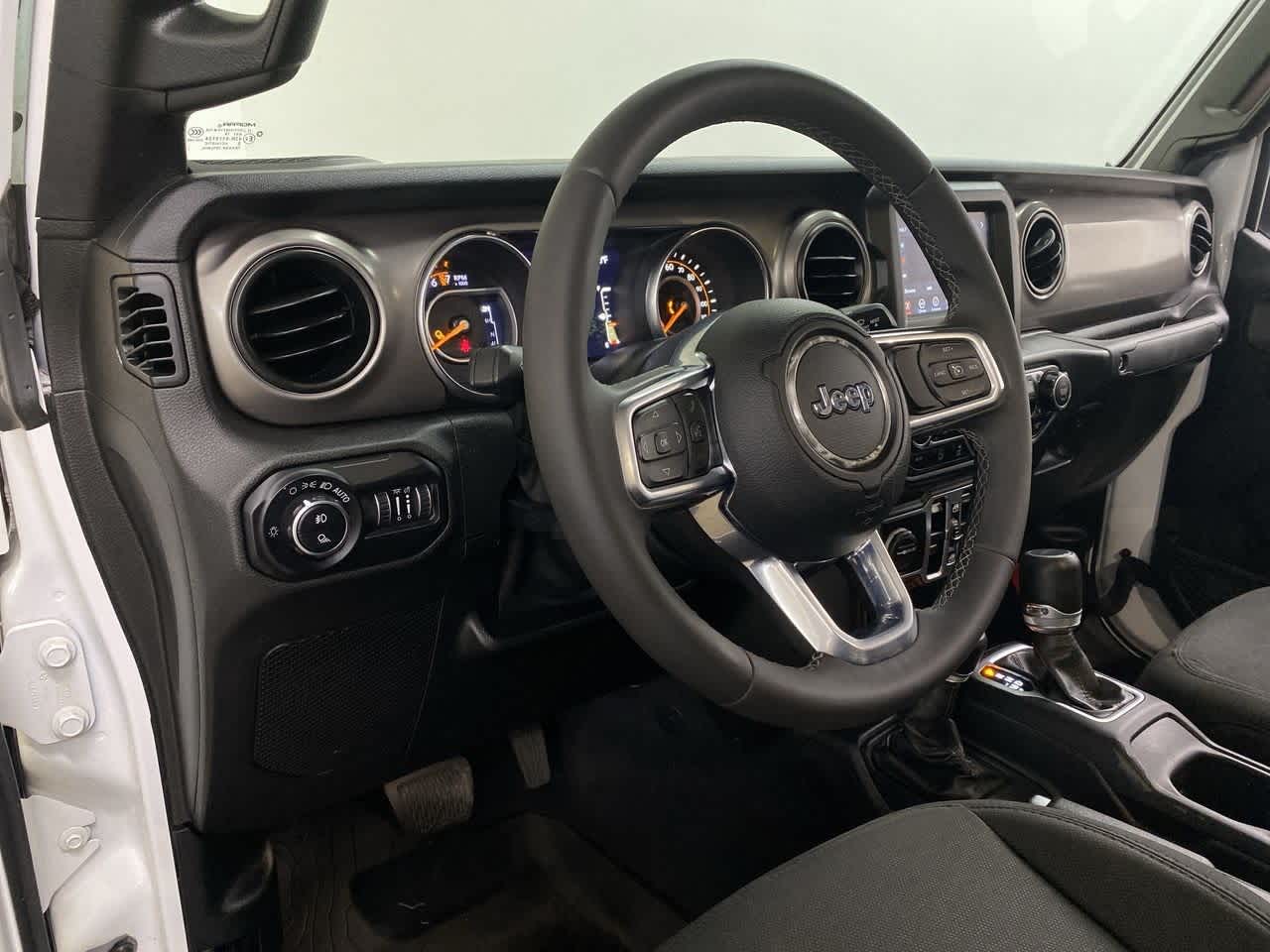 Thumbnail: 2020 Jeep Gladiator - 2