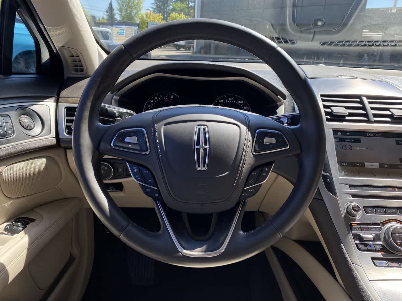 Thumbnail: 2018 Lincoln MKZ - 20