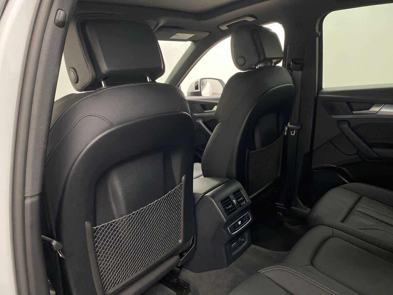 Thumbnail: 2025 Audi Q5 - 15