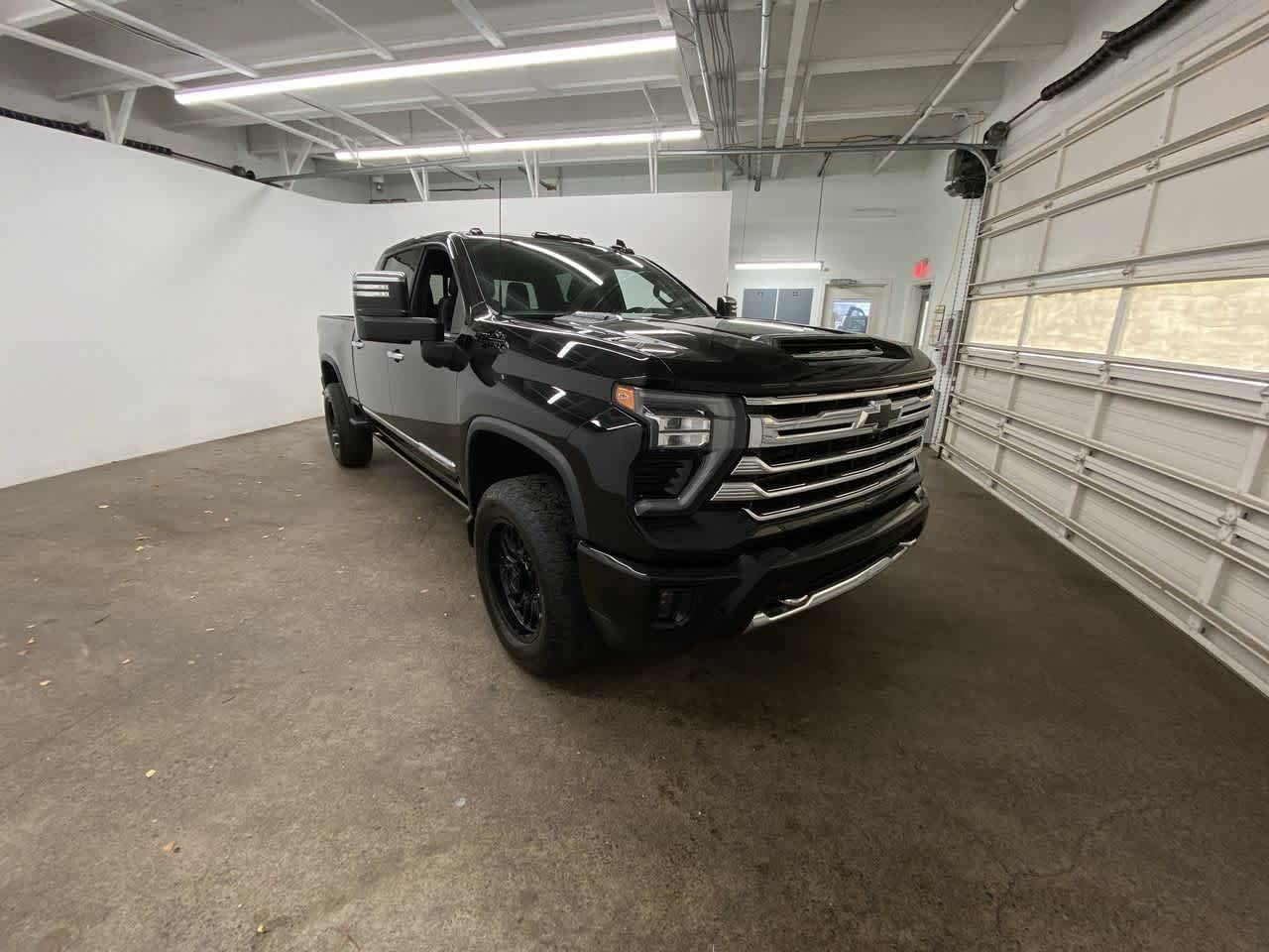 Thumbnail: 2024 Chevrolet Silverado 2500 - 8