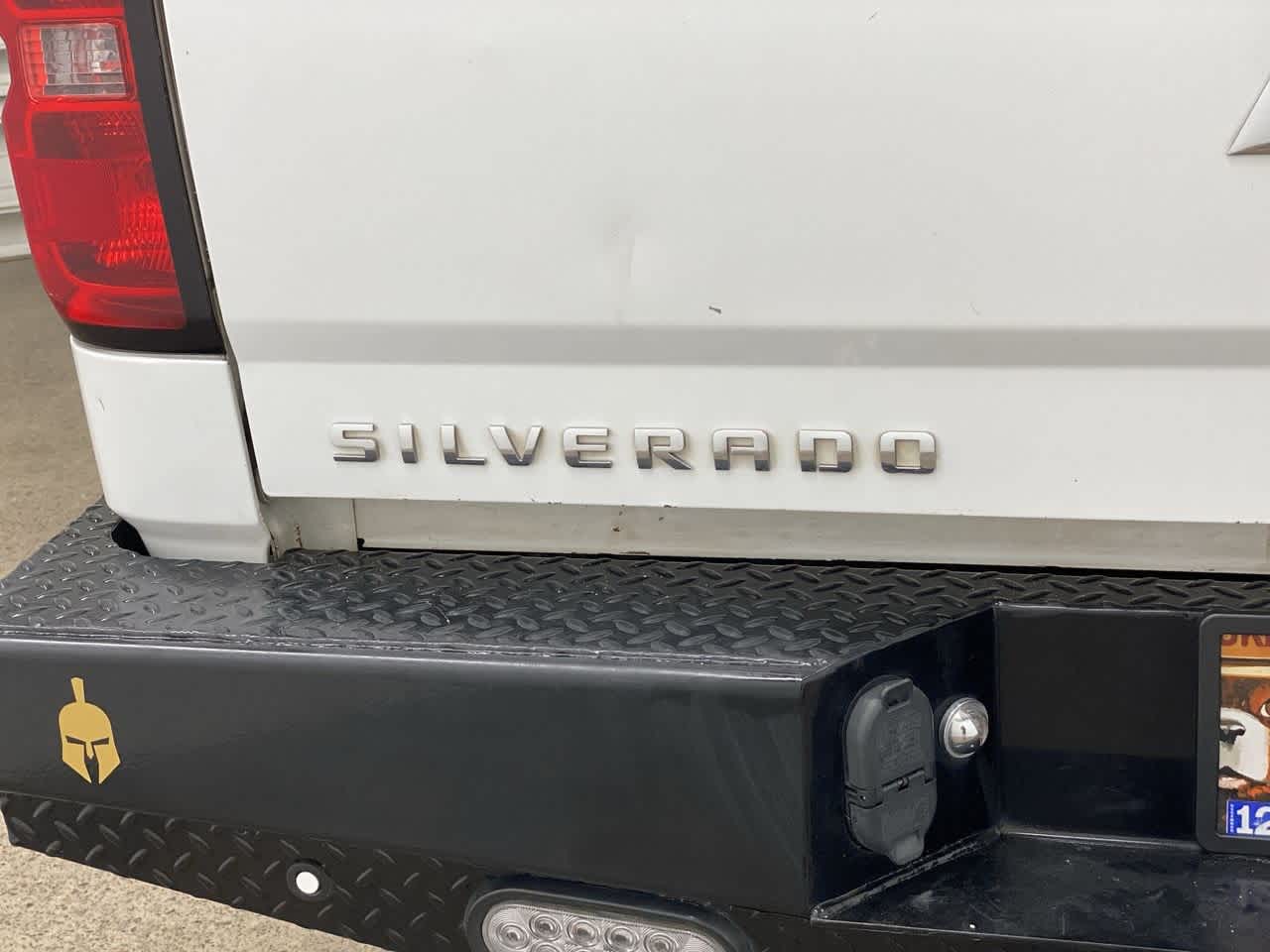 Thumbnail: 2016 Chevrolet Silverado 3500 - 10