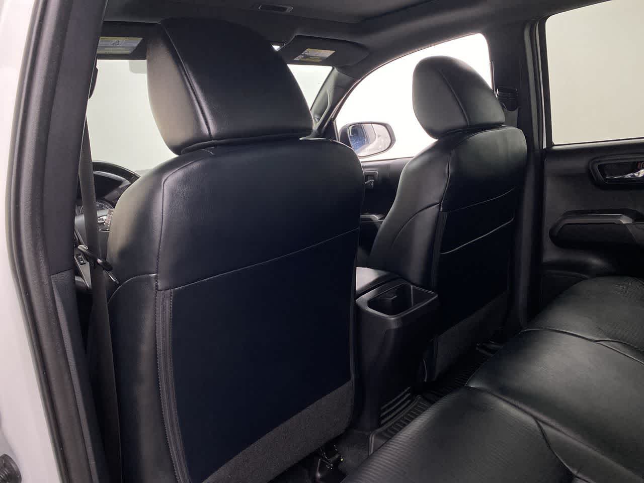 Thumbnail: 2021 Toyota Tacoma - 15