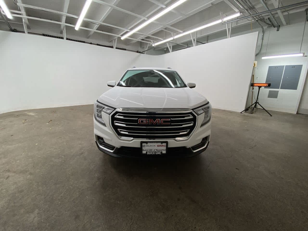 Thumbnail: 2023 GMC Terrain - 9