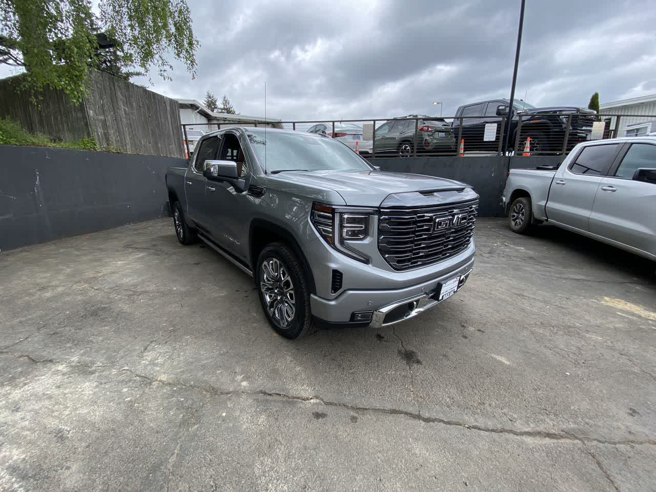 Thumbnail: 2024 GMC Sierra 1500 - 8