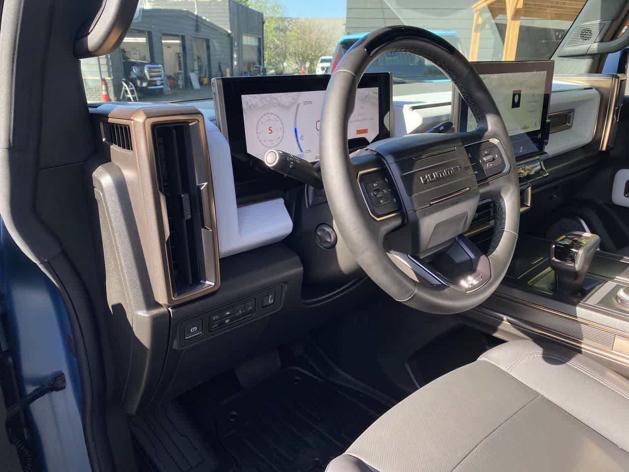 Thumbnail: 2024 GMC Hummer EV - 2