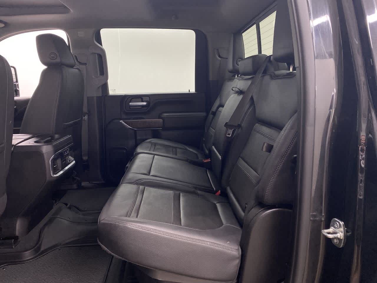 Thumbnail: 2021 GMC Sierra 3500 - 16