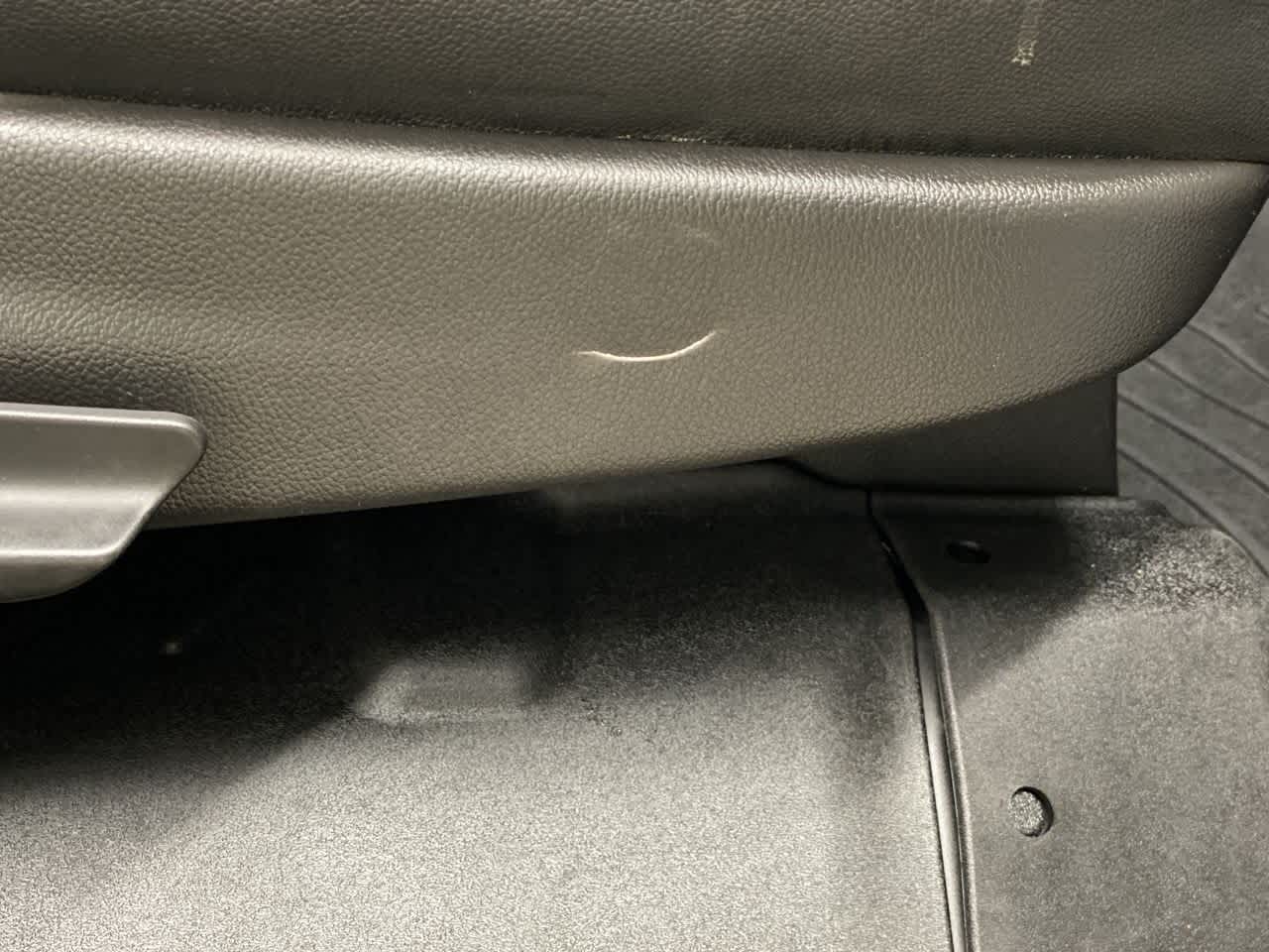 Thumbnail: 2018 Chevrolet Tahoe - 29