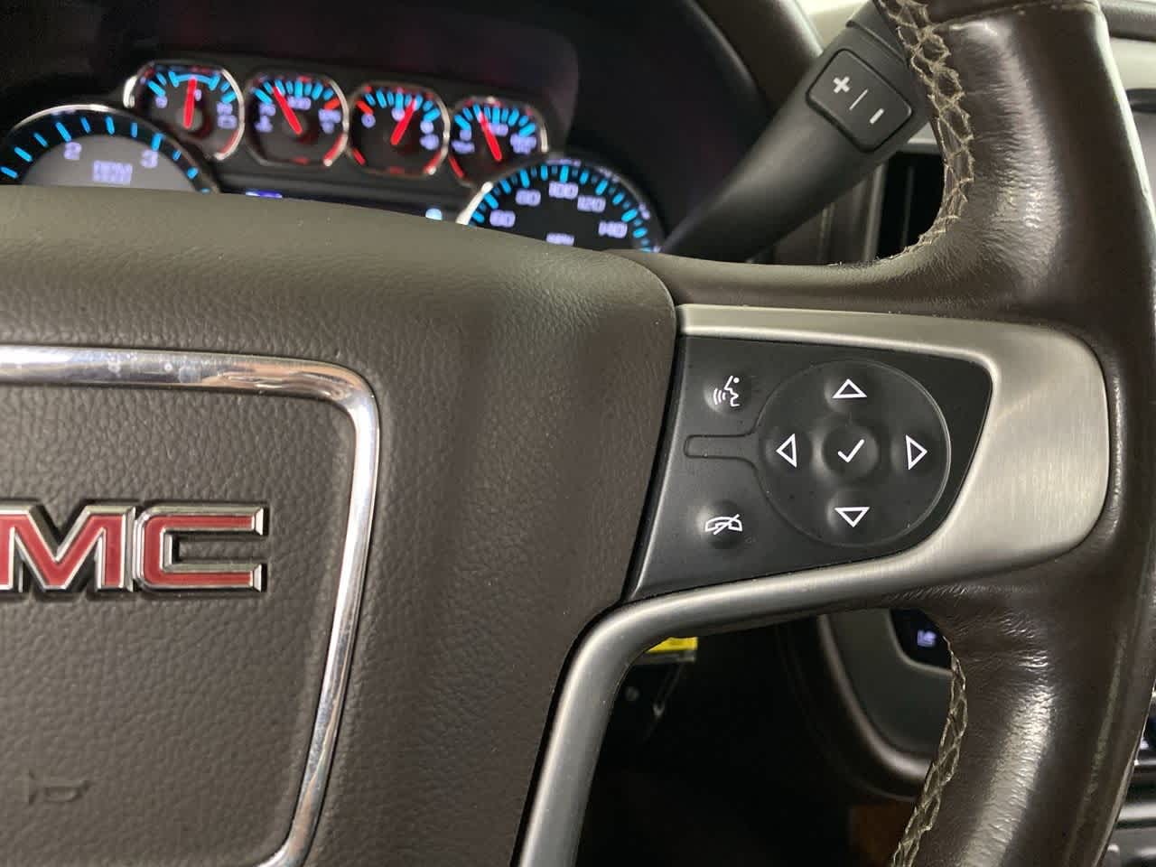 Thumbnail: 2018 GMC Sierra 2500 - 23