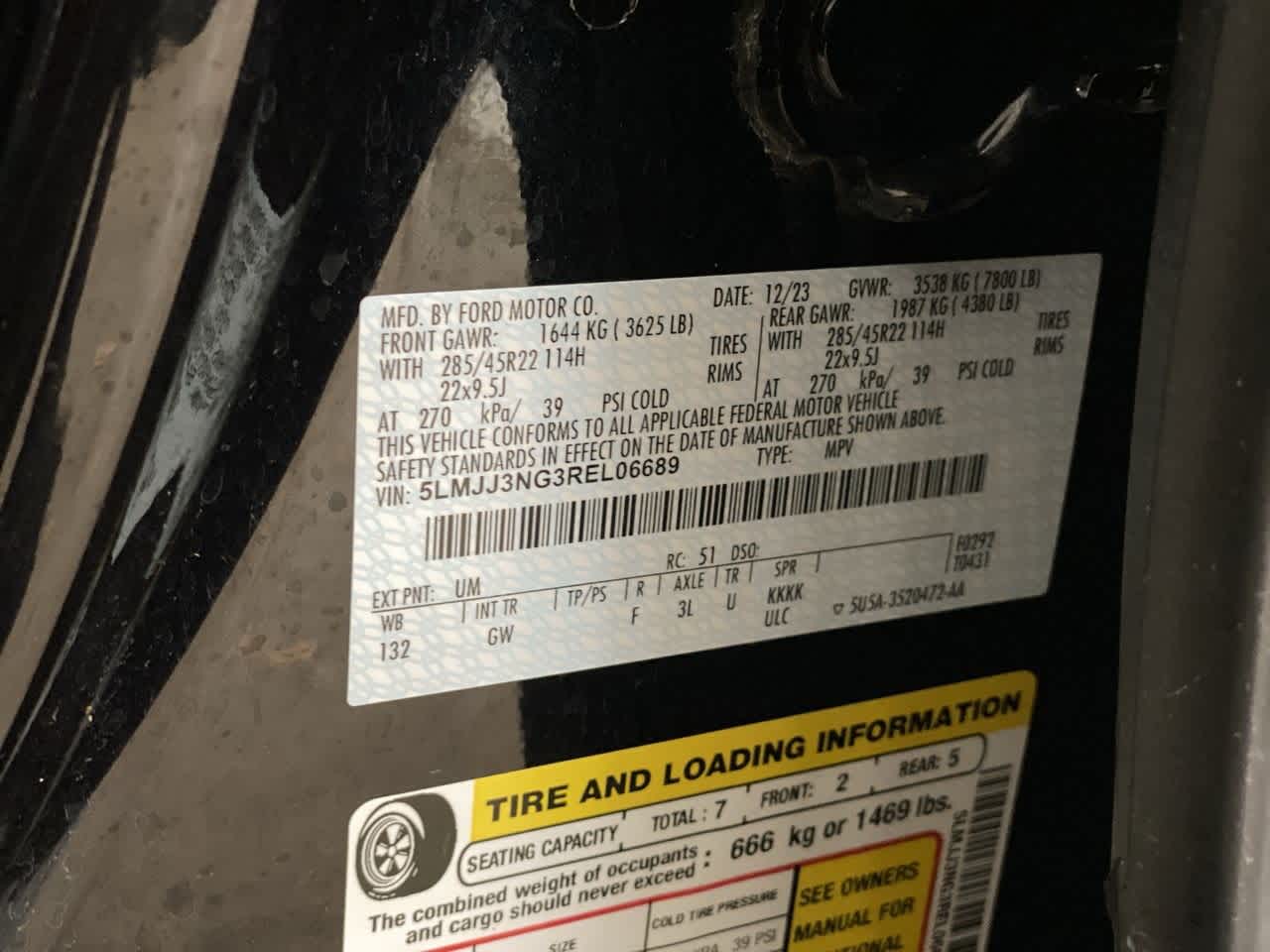 Thumbnail: 2024 Lincoln Navigator L - 29