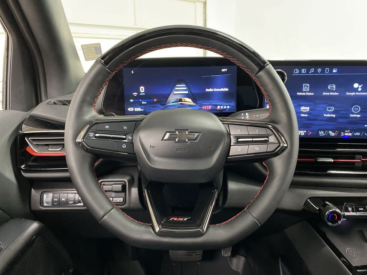 Thumbnail: 2025 Chevrolet Silverado EV - 20