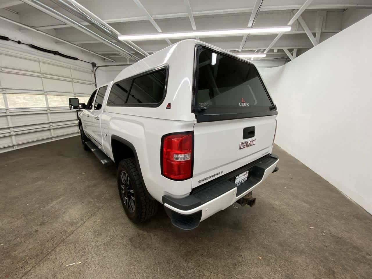 Thumbnail: 2019 GMC Sierra 3500 - 4