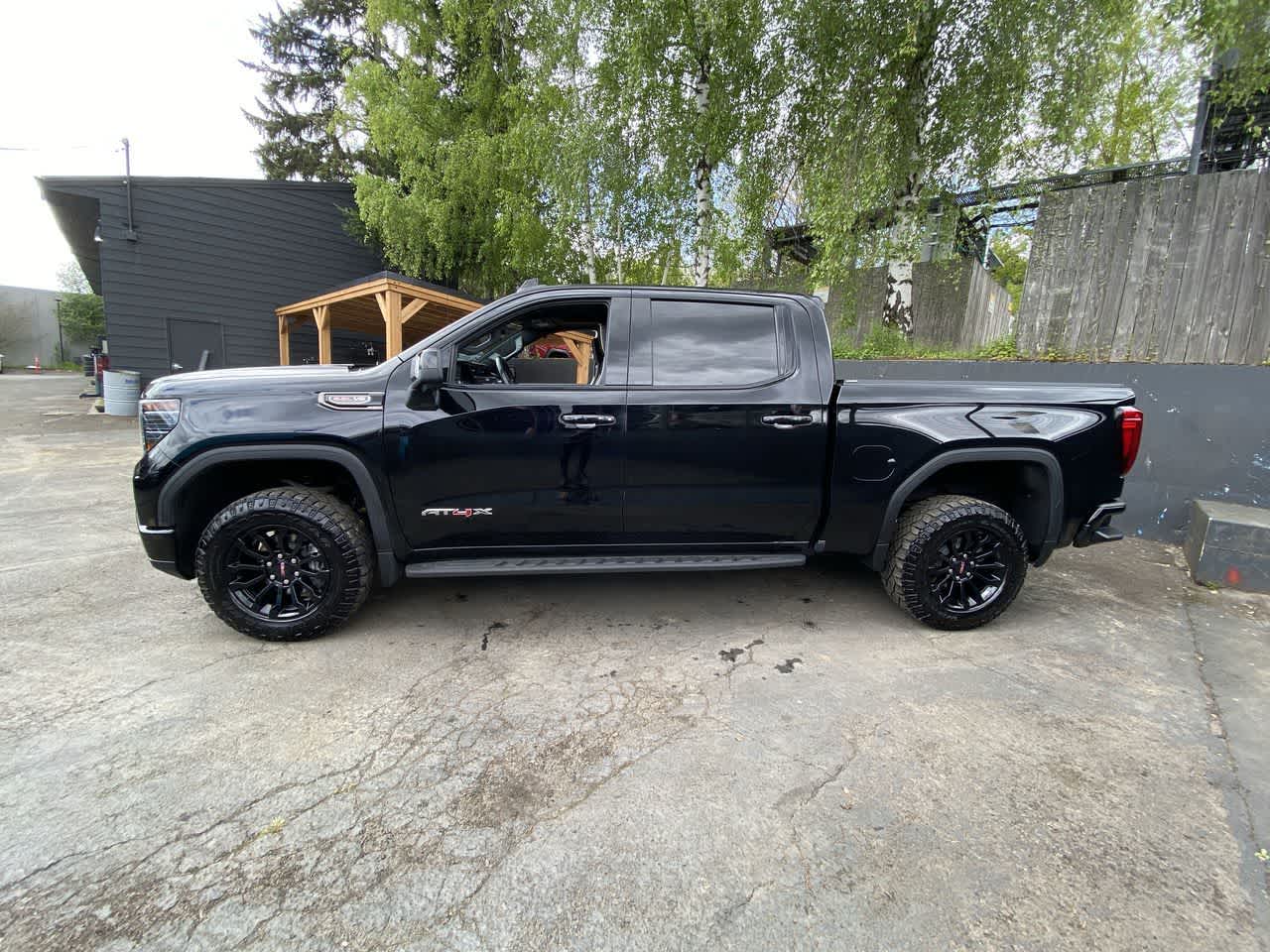 Thumbnail: 2022 GMC Sierra 1500 - 3