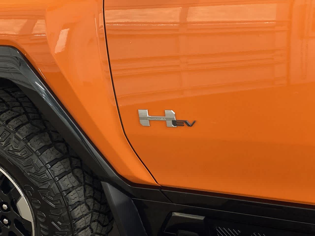 Thumbnail: 2024 GMC Hummer EV - 10