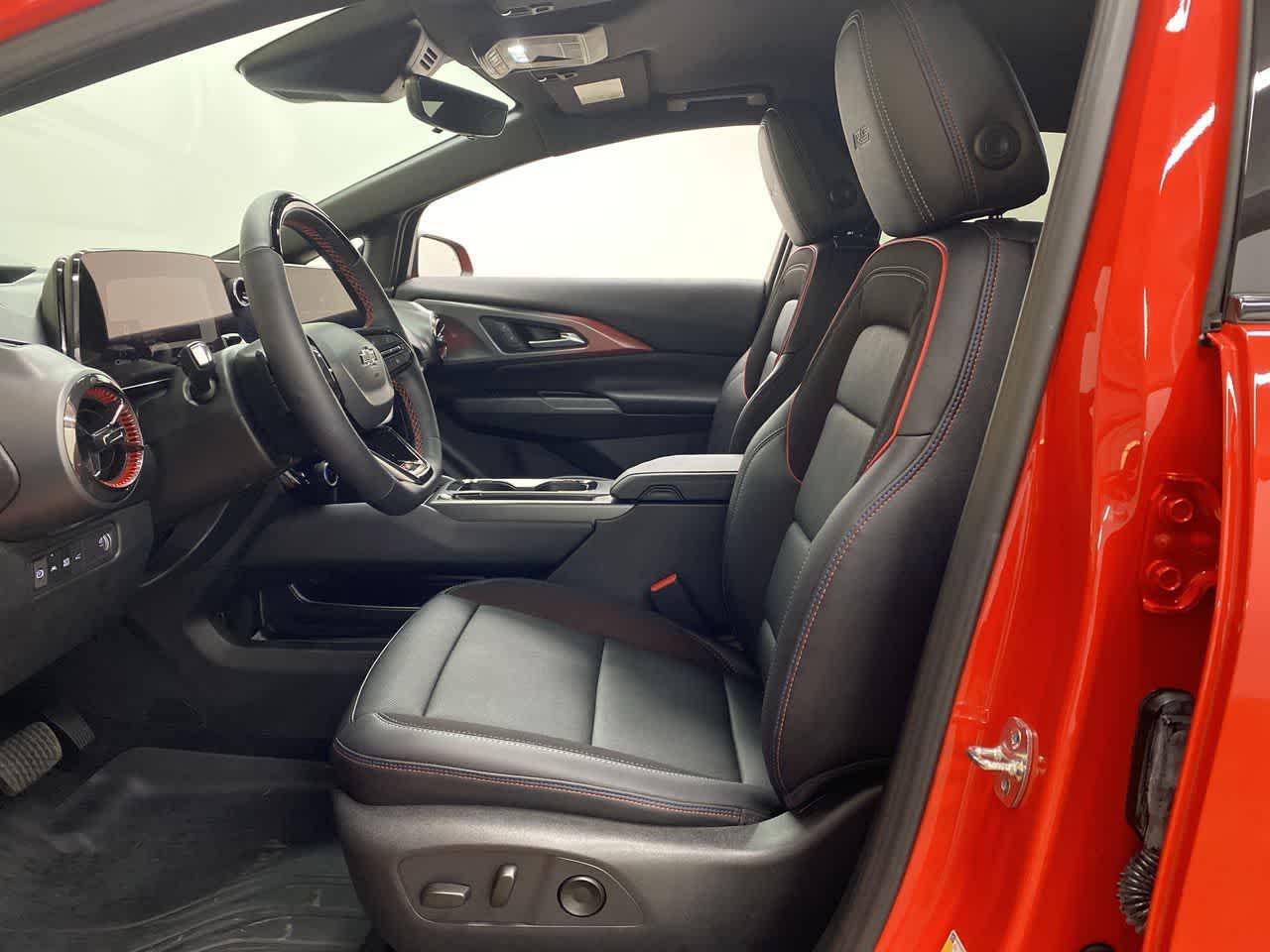 Thumbnail: 2025 Chevrolet Equinox - 13