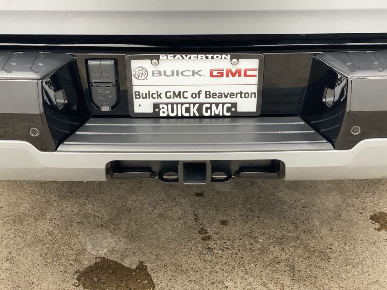 2024 GMC Sierra EV Denali 29