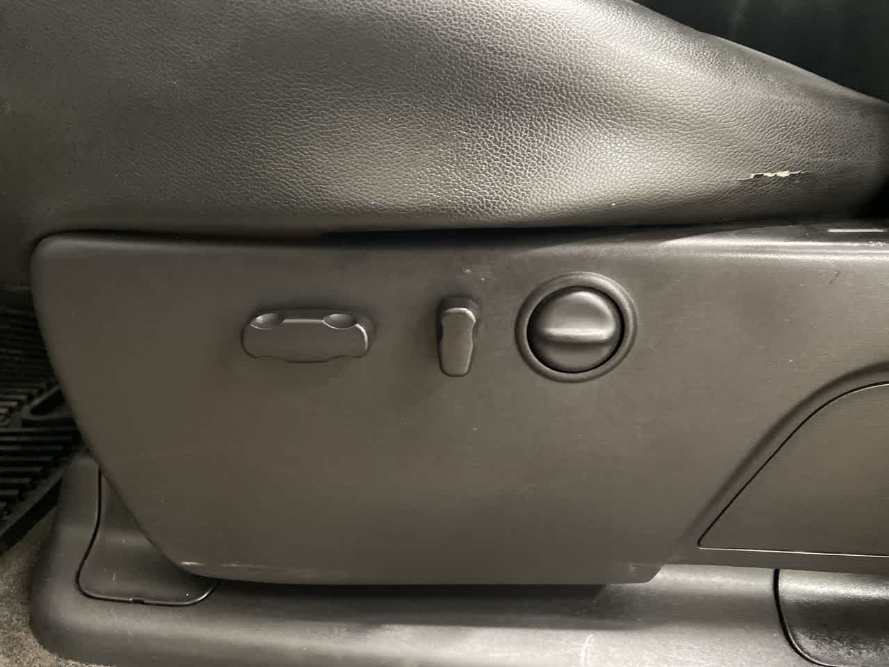 Thumbnail: 2013 GMC Sierra 2500 - 14