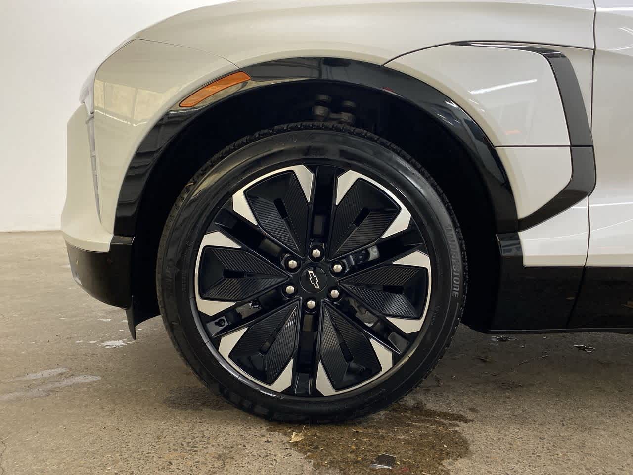 Thumbnail: 2024 Chevrolet Blazer EV - 12