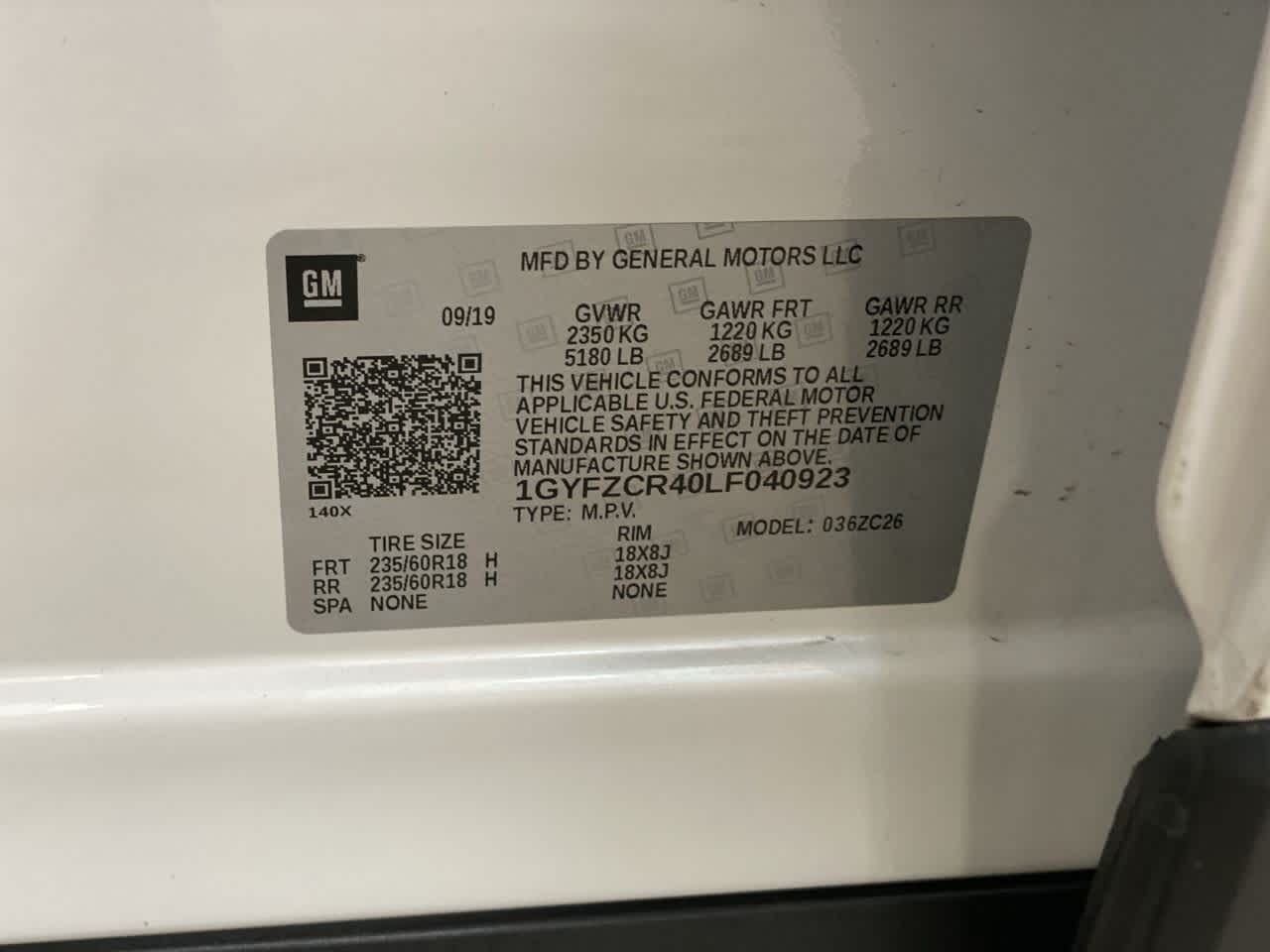 Thumbnail: 2020 Cadillac XT4 - 32